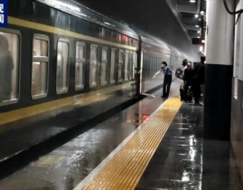 多趟列车受强降雨影响停运,铁路部门紧急应对保障旅客安全