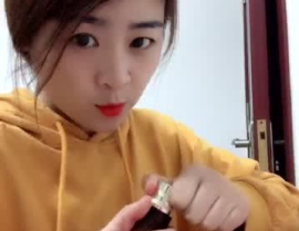 娱乐吃瓜酱美女,揭秘美女生存法则